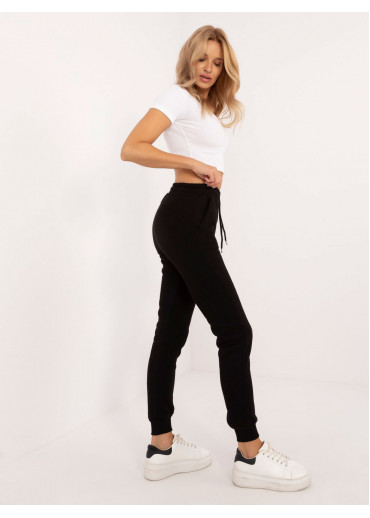 Čierne dámske tepláky