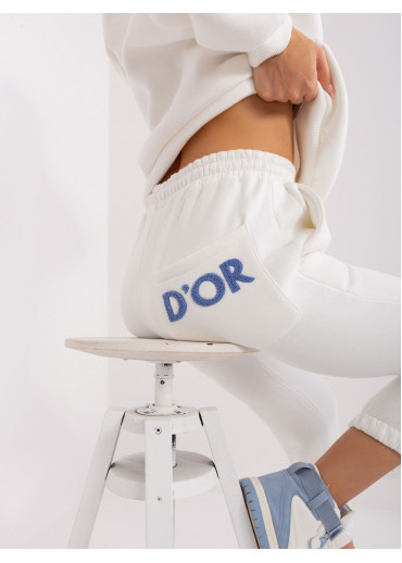 Smotanovo biela tepláková súprava