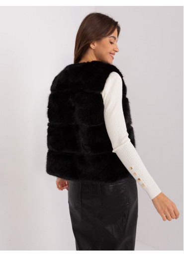 Čierna kožušinová vesta