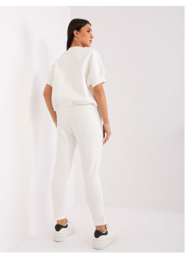 Smotanovo biely teplákový komplet