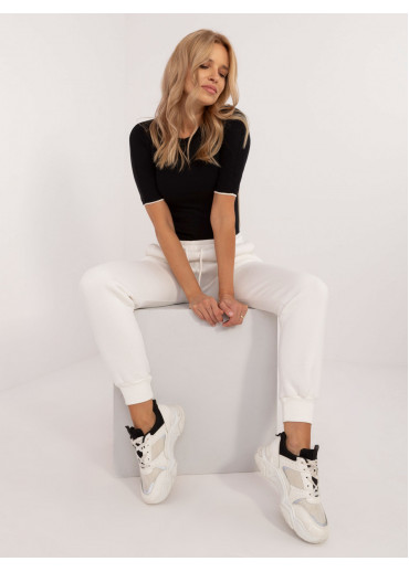 Smotanovo biele dámske tepláky