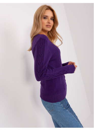 Fialový pulóver