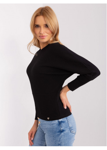 Čierne tričko s dlhým rukávom