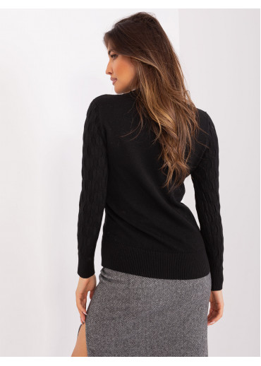 Čierny pulóver