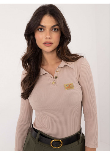 Béžovo hnedé tričko s golierom