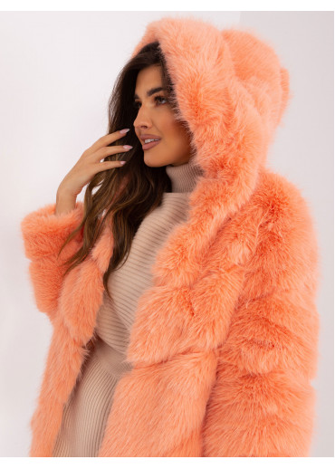 Broskyňovo ružová kožušinová bunda