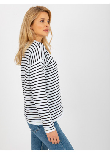 Čierny pruhovaný pulóver