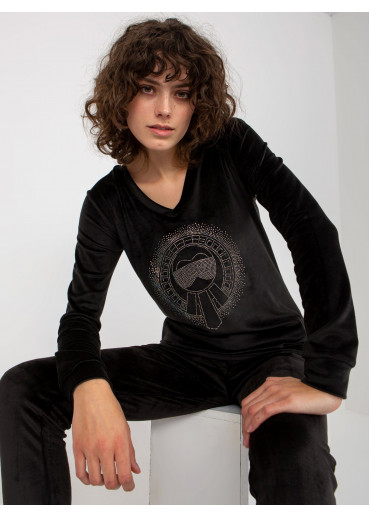 Čierna tepláková súprava