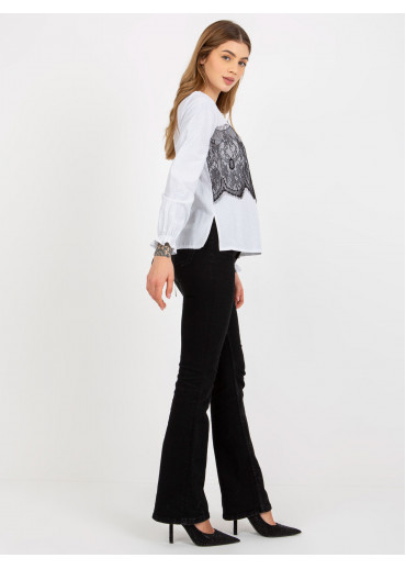 Čierna blúzka s čipkou
