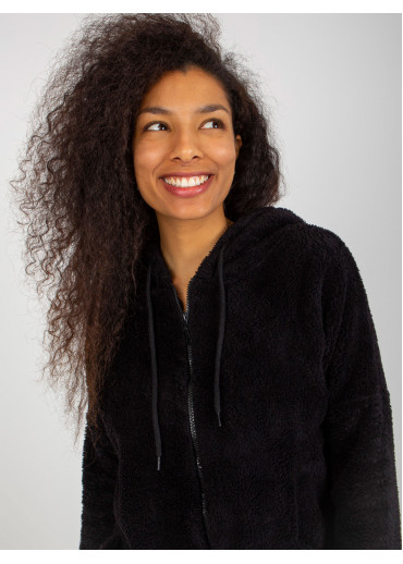 Čierna mikina s kapucňou