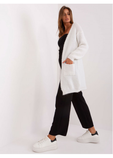 Smotanovo biely kardigán