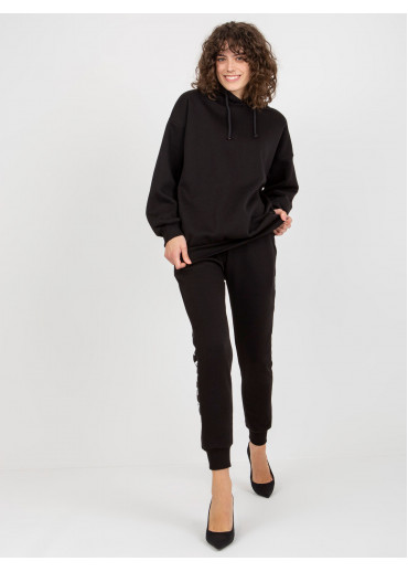 Čierna tepláková súprava