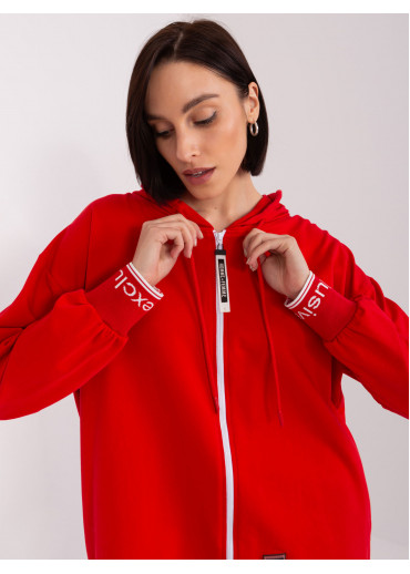 Červená mikina s kapucňou