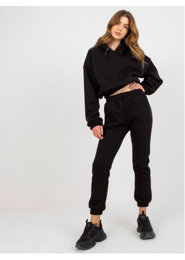 Čierna tepláková súprava