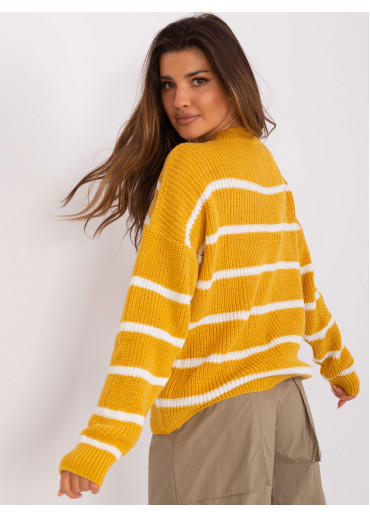 Karamelovo hnedý sveter