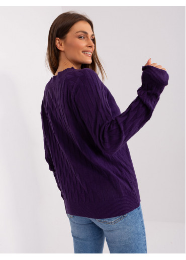 Fialový pulóver