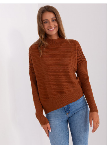 Tmavohnedý polorolák