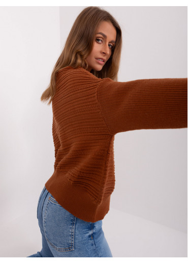 Tmavohnedý polorolák