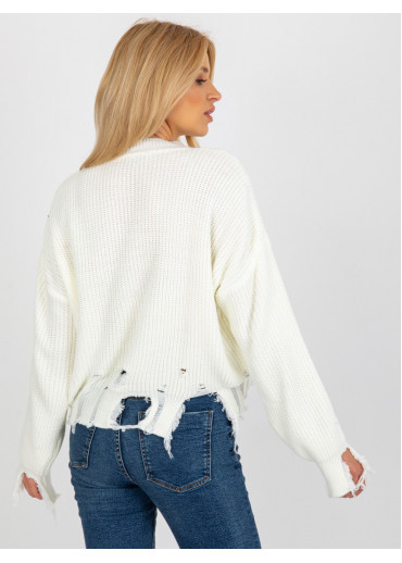 Smotanovo biely potrhaný sveter