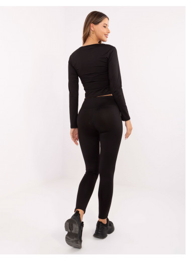 Čierny športový komplet