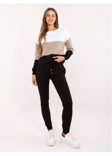 Čierna tepláková súprava