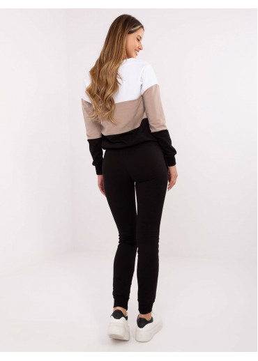 Čierna tepláková súprava