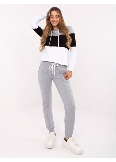 Tmavosivá tepláková súprava