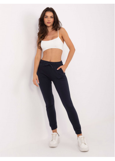 Tmavomodré tepláky