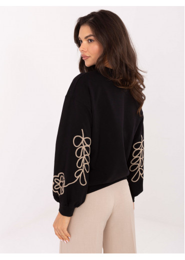 Čierne tričko s dlhým rukávom