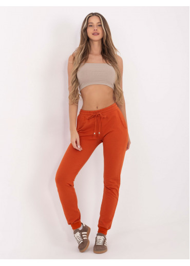 Karamelovo hnedé tepláky