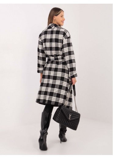 Čierny kabát s opaskom