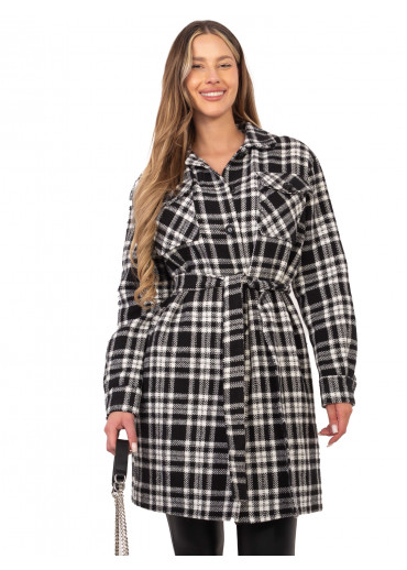 Čierny kabát s opaskom