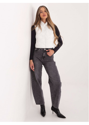 Smotanovo biela prešívaná vesta