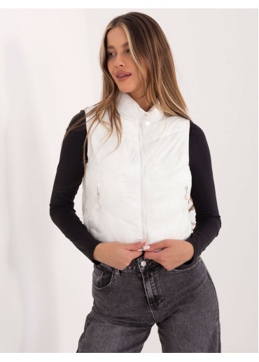 Smotanovo biela prešívaná vesta