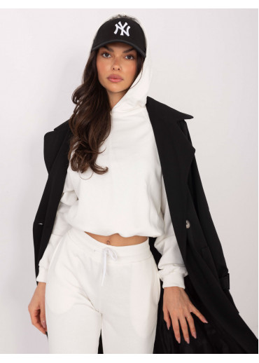 Smotanovo biela tepláková súprava