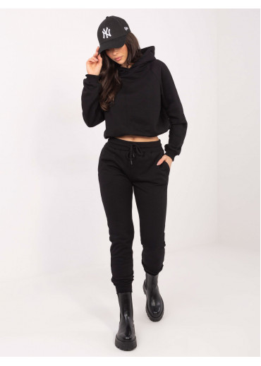 Čierna tepláková súprava