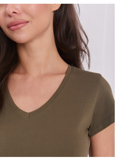 Khaki zelené basic tričko